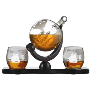 4-TLG Globus Whisky Dekanter Set und Gläser mit Gravur - Geschenk für Männer - Bild 1 von 84