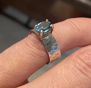 James Avery 925 Sterling & 14k Gold Julietta Blue Topaz Ring Size 7 Gemstone - Picture 1 of 9