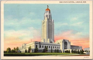 Vintage LINCOLN Nebraska Postcard "NEW STATE CAPITOL" Curteich Linen / c1955 - Picture 1 of 2