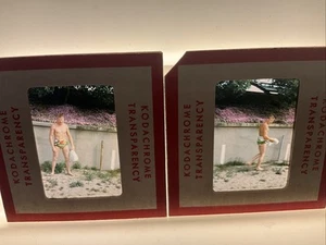 60er Jahre 2 Kodak rote Bordüre 35mm Slide blond gutaussehender Mann Badeanzug GAY INTEREST - Bild 1 von 5