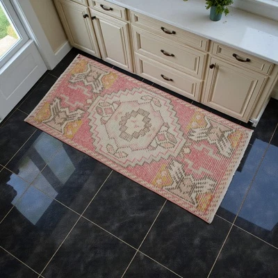 Винтажный состаренный небольшой ковер ручной вязки Oushak ковры Yastik - 1'7" x 3'4" - Изображение 1 из 4