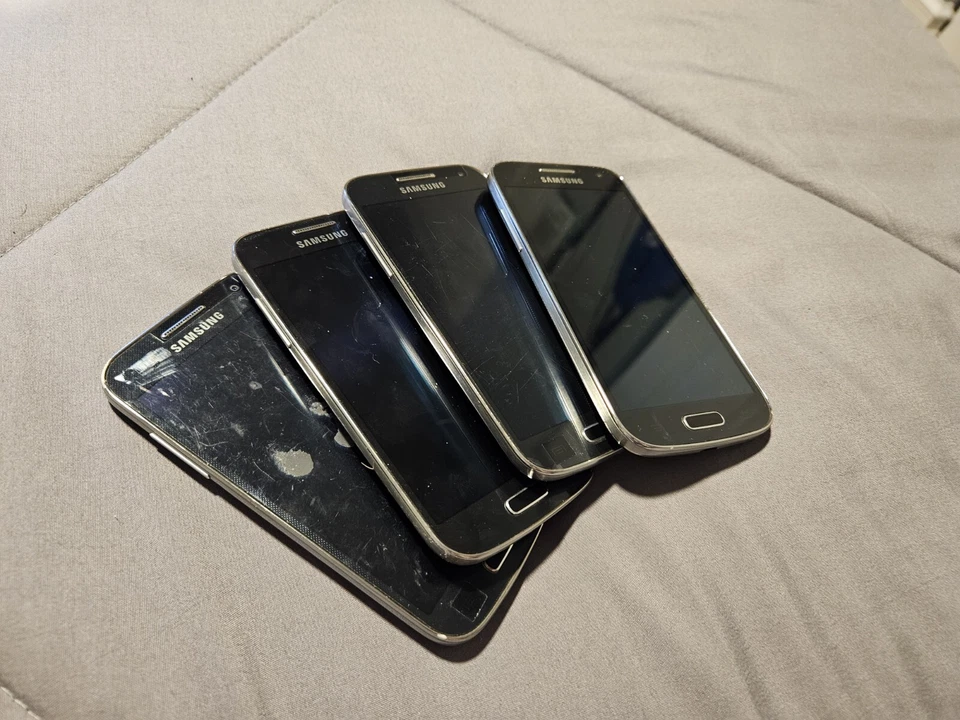 [UNTESTED] Samsung Galaxy S4 mini SGH-I257 - 16GB - Black (AT&T) Smartphone - Image 1 of 1