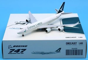 JC WINGS 1:400 CATHAY PACIFIC BOEING B747-8F DIECAST SA4MISC0355 IN STOCK - Picture 1 of 3