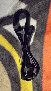 Coprsair RM750X 2x SATA (4 SATA) - Afbeelding 1 van 1