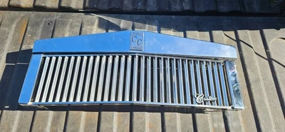 Cadillac Eldorado Sevilla 1988-1991 parrilla cromada y tapa capó E&G classics Foto 1 de 4