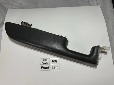 03-06 Silverado Front Left Armrest VDK PEWTER GRAY 69i Door Pull Grab Handle OEM Foto 1 de 4