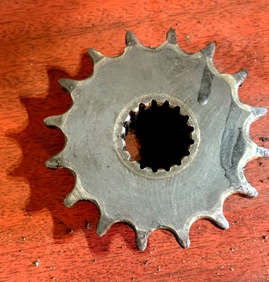 Engranaje de piñón de aireador verde Toro 09110 - parte # 66-3790 Foto 1 de 4