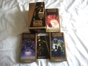 STAR WARS ORIGINAL TRILOGY VHS VIDEO CASSETTE GOLD BOX SET EMPIRE JEDI BOXSET - Picture 1 of 5
