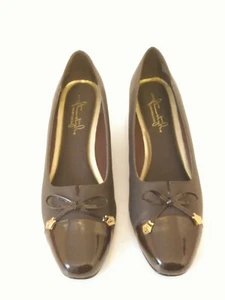 Zapatos sin cordones Soft Style by Hush Puppies para mujer marrón dorado con lazo talla 7,5 M - Imagen 1 de 9