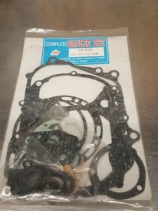 VINTAGE NOS COMPLETE GASKET KIT HONDA CS90/ CL90/SL90 UNKNOWN CONTANTS. - Bild 1 von 8