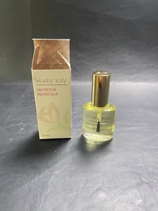 Mary Kay Nail Care Clear Protector .5 FL Oz Discontinued & Rare - Picture 1 of 3