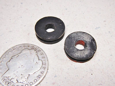 83 SUZUKI SP125 MISC CUBIERTA LATERAL MONTAJE BUJE OJALES Foto 1 de 4