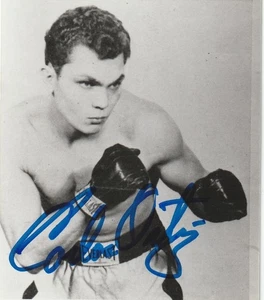 CARLOS ORTIZ BOXING HOFer AUTOOGRAPHED PHOTO MID 1990's - Picture 1 of 2