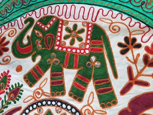 Patchwork Canvas Embroidered Tribal Wall Hanging Throw Mat Decoration 38"di#SGY - Picture 1 of 4