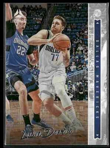 Luka Doncic 2021-22 Panini Chronicles #242 Dallas Mavericks - Imagen 1 de 2