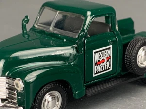 O Scale Diecast Road Champs Western Pacific 50’s Chevy C3100 Truck D0760  LZ - Picture 1 of 11