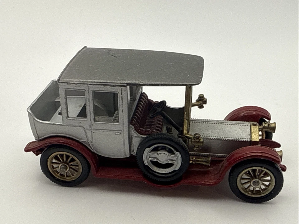 Matchbox "Models Of Yesteryear" Y-7 1912 Rolls Royce Silver Collectible Car - Image 1 of 4