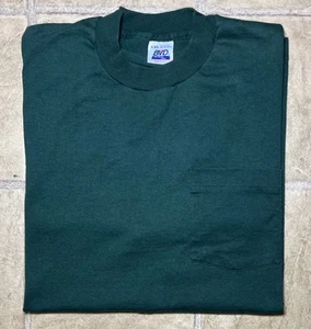 Camiseta vintage años 90 BVD para hombre XXL verde bolsillo en blanco puntada única hecha en EE. UU. - Imagen 1 de 8