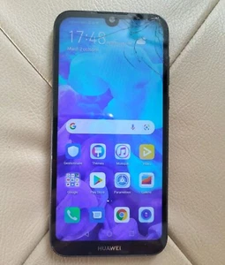 Huawei Y5 2019 AMN-LX9 Noir fonctionne Mais vitre Fendue - Pas HS - À Réparer - Imagen 1 de 10