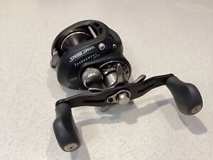 Lew’s Speed Spool Tournament Pro TP1S Baitcasting Fishing Reel- Great Condition