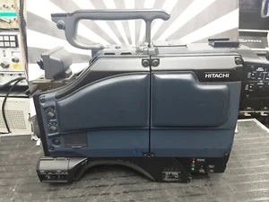 Hitachi SK-2700PW 16:9 SDI - Picture 1 of 8