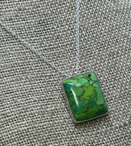 Jay King DTR Gaspeite 925 Sterling Silver Rectangular Pendent Necklace 18” 8.5g - Picture 1 of 10