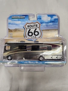 Greenlight Route 66 2016 Fleetwood Bounder - Picture 1 of 3