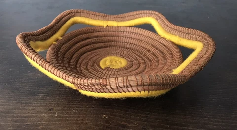 Nicaraguan Hand Woven Pine Needle Basket Cover