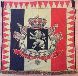 Original BELGISCHE KÖNIGSSTANDARTE "L'Union Fait La Force, 20. Jhdt., selten! - Picture 1 of 1