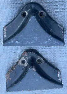 1967 Cadillac Fleetwood Limo Exterior Center Side Post Door Tabs FREE SHIPPING - Bild 1 von 3