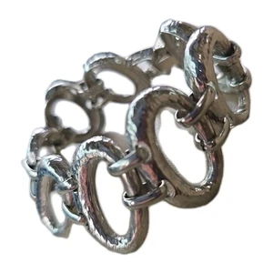 Vintage 1970s Costume 8” Bracelet Unmarked Oval Silver Tone Hammered Open Links - Picture 1 of 7