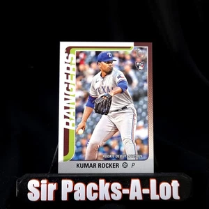 Actualización Topps 2025 #US264 Kumar Rocker debut novato stock vintage 67/99 - Imagen 1 de 2