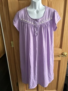 Casual Nights Nachthemd Damen L gepunktet bestickt Ausschnitt Kurzarm  - Bild 1 von 9