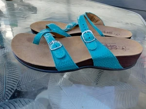 SAS Shelly Sandals Turquoise Leather Snake Print Round Toe Loop Buckle Strap 9M - Picture 1 of 8