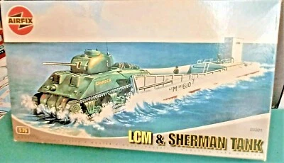 AIRFIX  - LCM & SHERMAN TANK scala 1/76  kit n. 03301 - Immagine 1 di 3