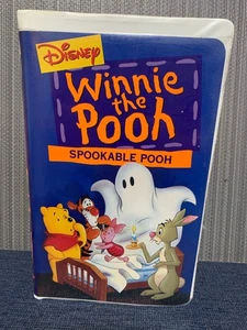 Winnie the Pooh  Spookable Pooh VHS  DISNEY - Picture 1 of 2