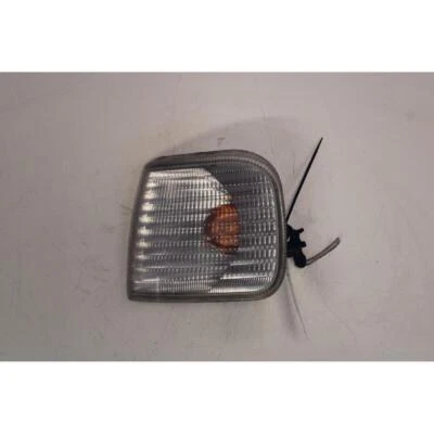 FANALINO ANT. (FRECCIA) (AUTOCARRO) SX PER RENAULT TRUCKS PREMIUM (97-06) 1997 - Immagine 1 di 4