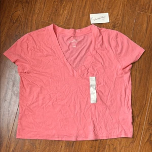 Universal Thread XL Rhythmic Pink V-Neck Short Sleeve T-Shirt Tee Shirt Top - Picture 1 of 4