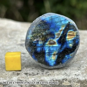 Labradorite dragon egg - genuine spiritual healing mineral crystal stone - Picture 1 of 1