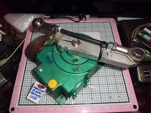 Right Angle Belt Driven Speed Reducer, 40:1, With Arm & Linkage, Super Strong - Picture 1 of 6