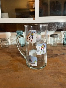 Ashby Ski Follies Cartoon Funny Huge Glass 1970s Vintage - Picture 1 of 6