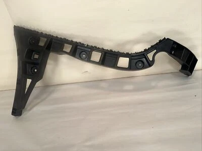 VOLKSWAGEN PASSAT 2012 - 2015  bumper mount rear left 561807393C oem — 第 1/4 张图片