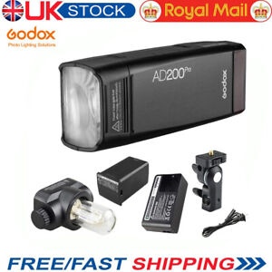 Godox AD200Pro 200Ws TTL 2.4G 1/8000 HSS 0.01-1.8s Recycling Outdoor Flash Light
