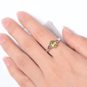 Solitaire Green Peridot Ring Natural Gemstone Oval Cut 925 Sterling Silver Ring - Picture 1 of 5