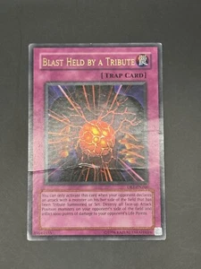 Explosion Held By A Tribute | DR1-DE266 | Yu-Gi-Oh Karte - Bild 1 von 2