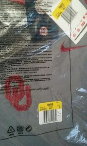NIKE FIT DRY OU Taglia SMALL S CAMICIA Uomo Grigio e Rosso Scollo a V Manica Corta - Foto 1 di 5
