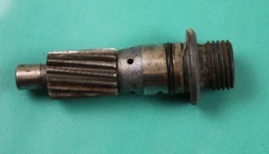 1971 Yamaha AT1 C 125 Enduro Tachometer Drive Gear 353-17810-00-00 - Picture 1 of 4