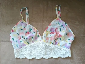 NWT Victoria's Secret Floral Lace Vintage Gold Tag Bralette Bra Size Medium - Picture 1 of 18