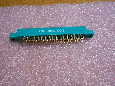 METHODE CONNECTOR # 180-005-001 NSN: 5935-00-927-8596  #  003-030-002 - Image 1 of 4