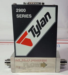 Controlador de flujo másico Tylan FC-2901MEP RANGO: 1 SLM. GAS: N2. - Imagen 1 de 16